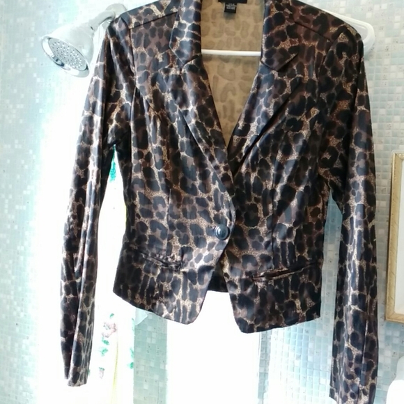 Animal Print Blazer - Picture 2 of 3